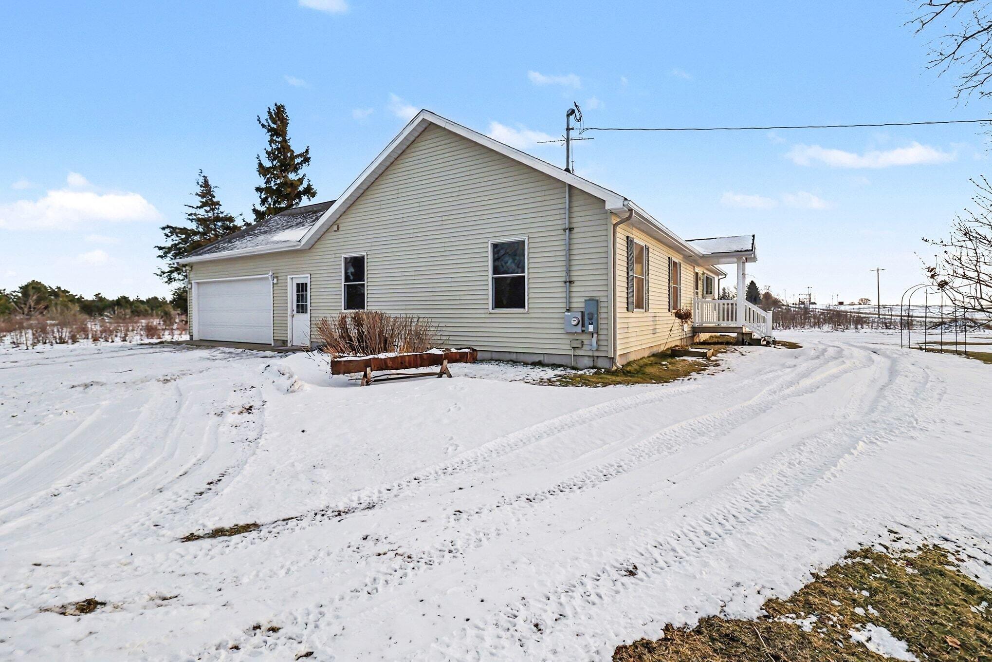 4646 North Anderson Road Scottville, MI 49454 - Photo 27 of 31 Side View