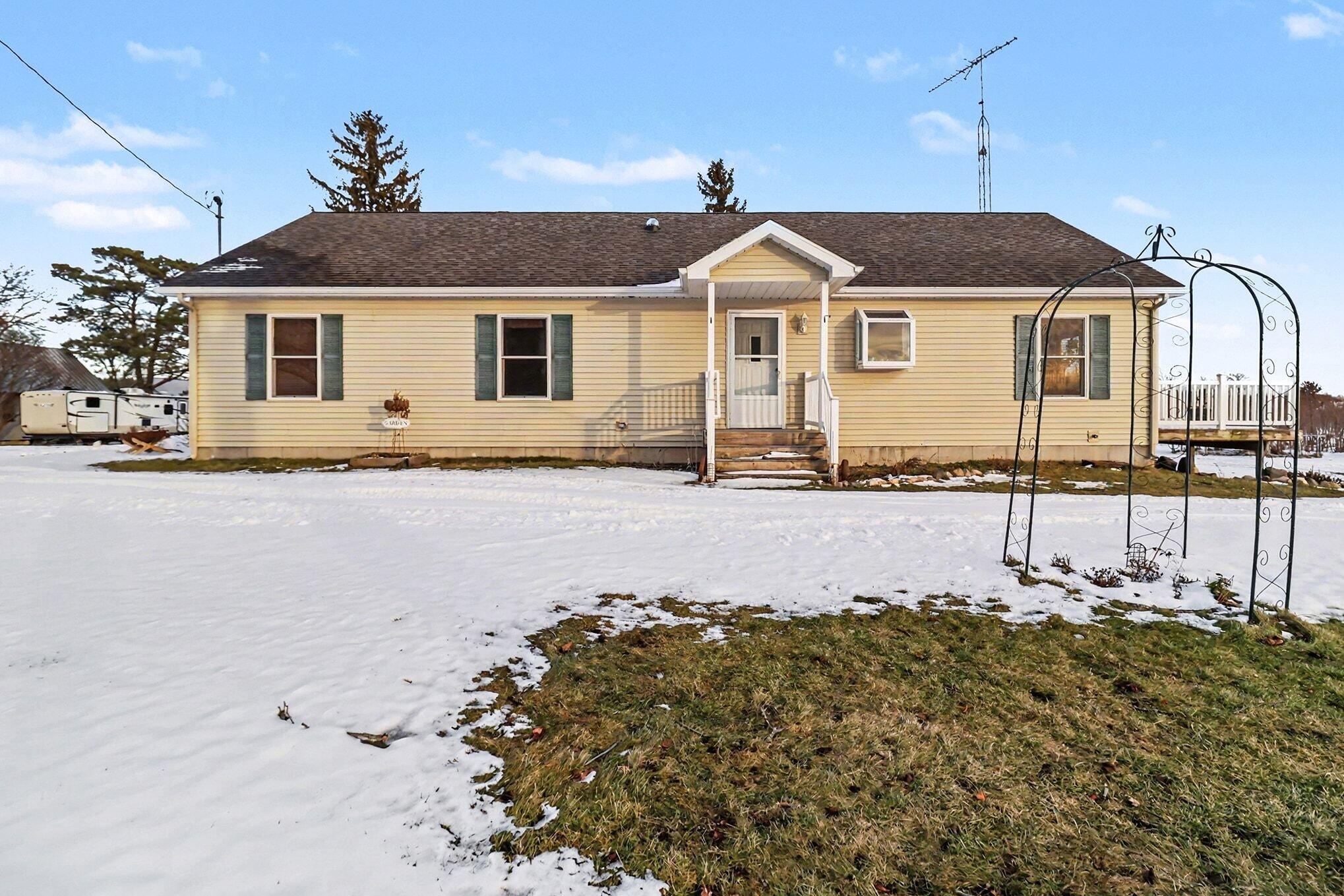 4646 North Anderson Road Scottville, MI 49454 - Photo 3 of 31 Front of the House