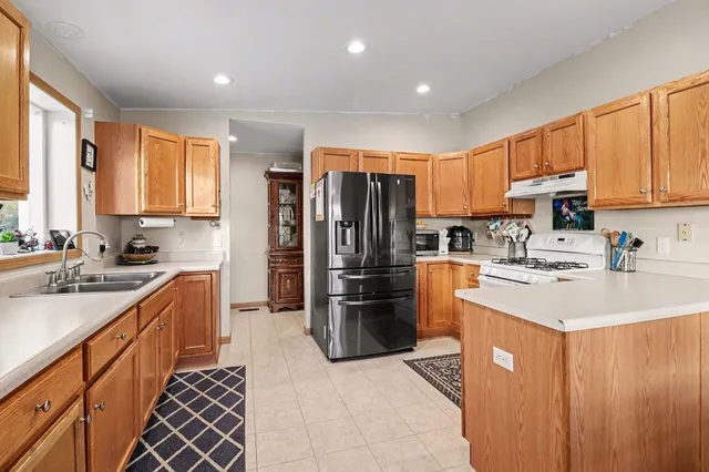 $450,000 | 4646 North Anderson Road, Scottville, MI 49454