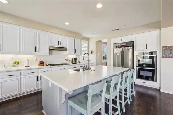 $925,000 | 32728 Shadyview Street, Winchester, CA 92596
