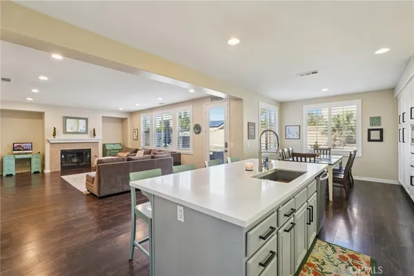 $925,000 | 32728 Shadyview Street, Winchester, CA 92596