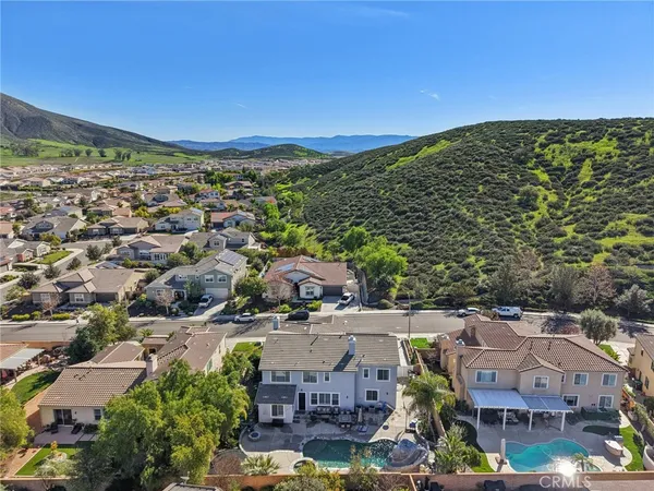 $925,000 | 32728 Shadyview Street, Winchester, CA 92596