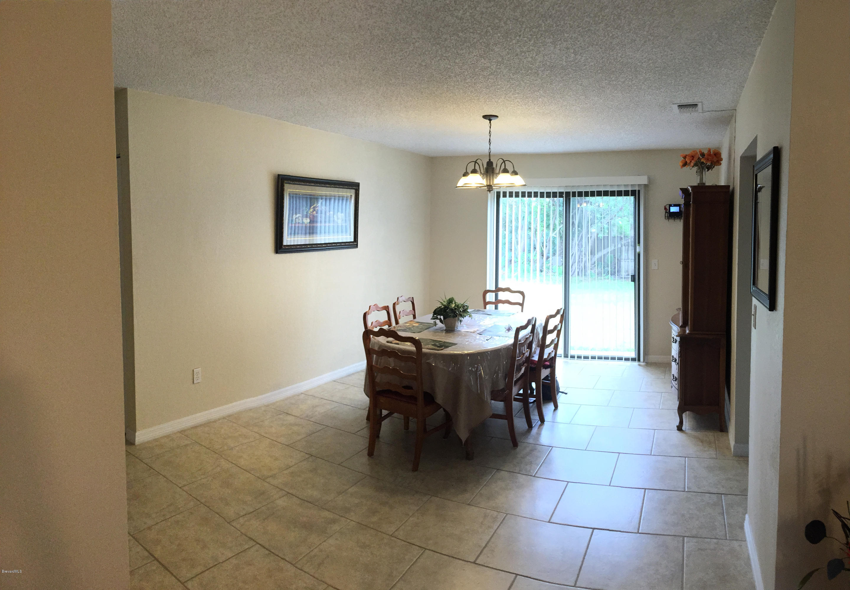 237 Abalone Road Northwest Palm Bay, FL 32907 - Photo 3 of 14 IMG_0726