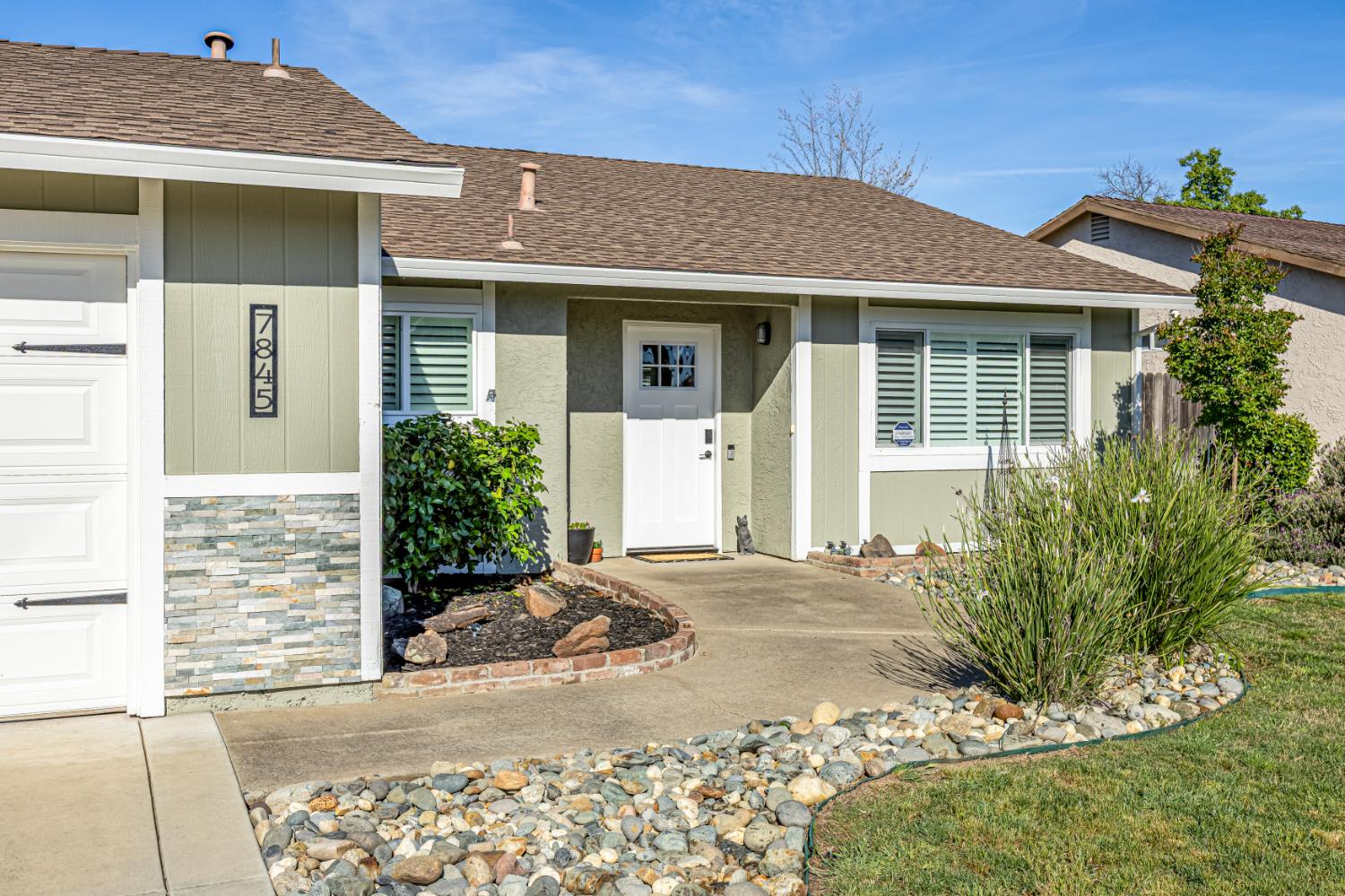 7845 Saybrook Drive Citrus Heights, CA 95621 - Photo 1 of 1 a front view of a house with garden