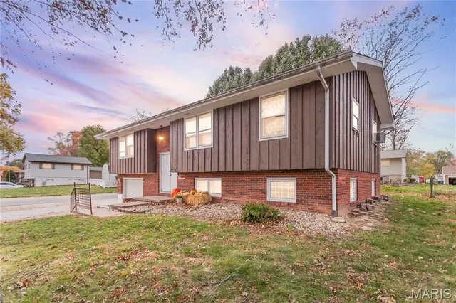 $175,000 | 444 Wyoming Street, Bethalto, IL 62010