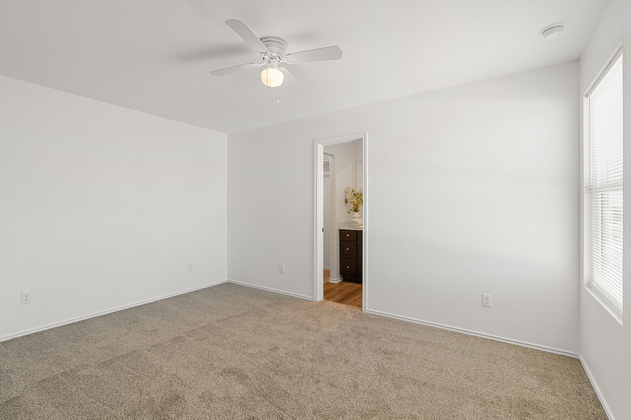424 Marty Allen Loop Jarrell, TX 76537 - Photo 25 of 36 Gallery Image 25