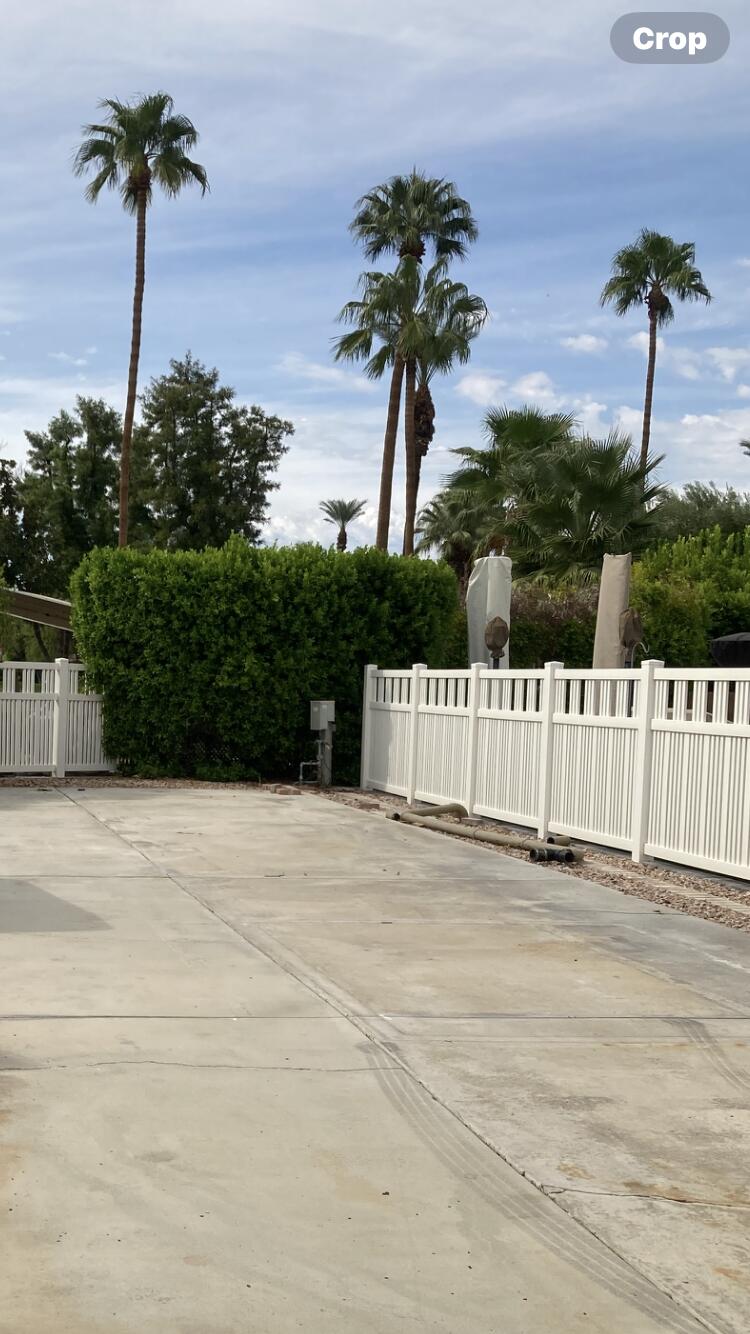 a street sign on the side of building