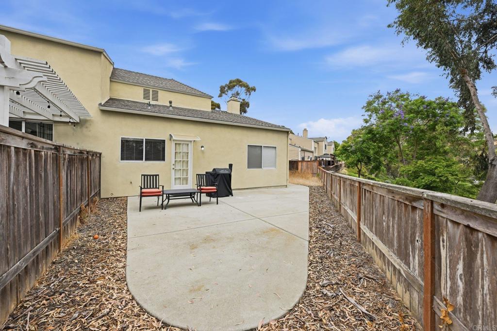 2633 Regent Road Carlsbad, CA 92010 - Photo 19 of 28
