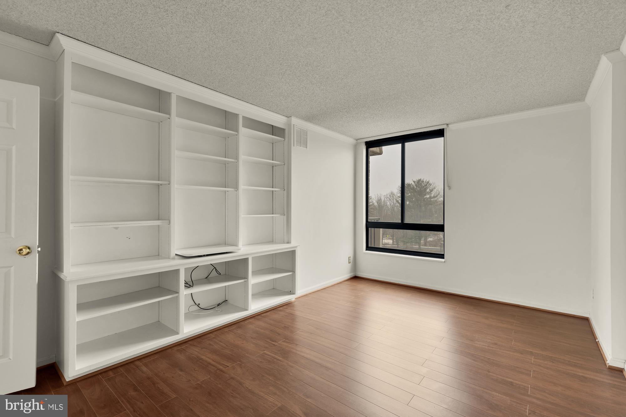 1800 Old Meadow Road, Unit 303 McLean, VA 22102 - Photo 14 of 27