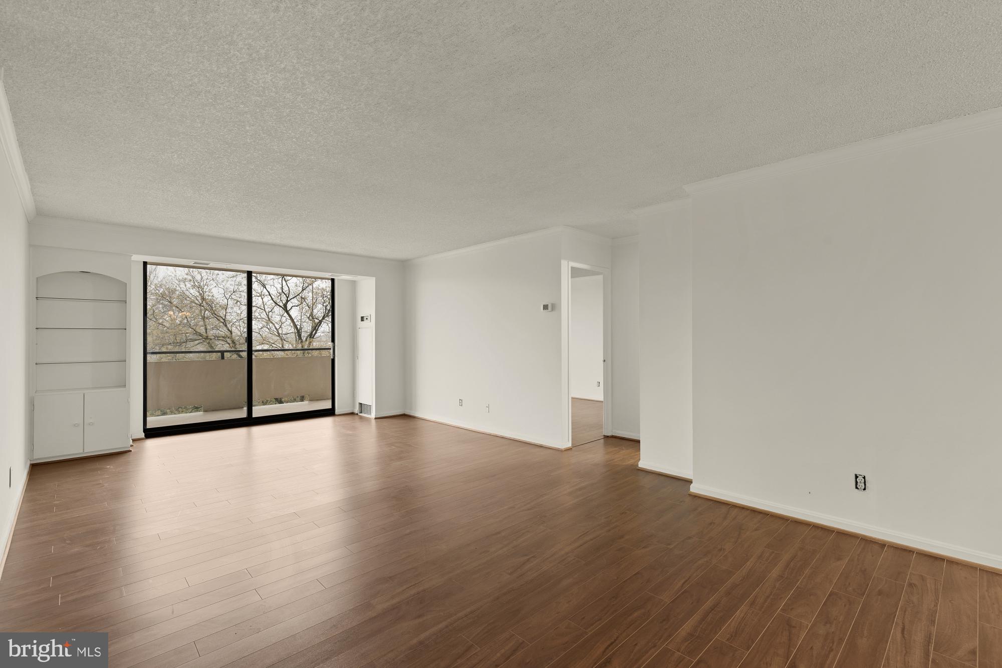 1800 Old Meadow Road, Unit 303 McLean, VA 22102 - Photo 3 of 27