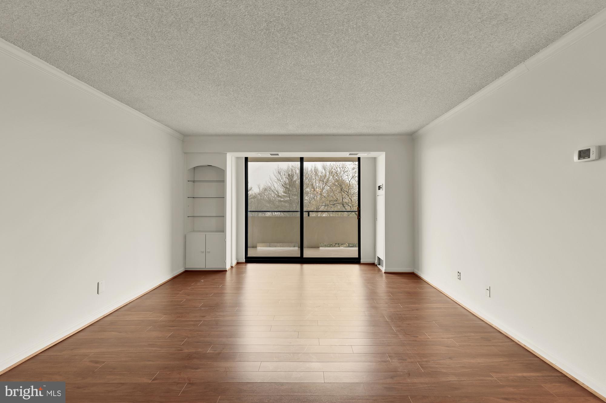 1800 Old Meadow Road, Unit 303 McLean, VA 22102 - Photo 5 of 27