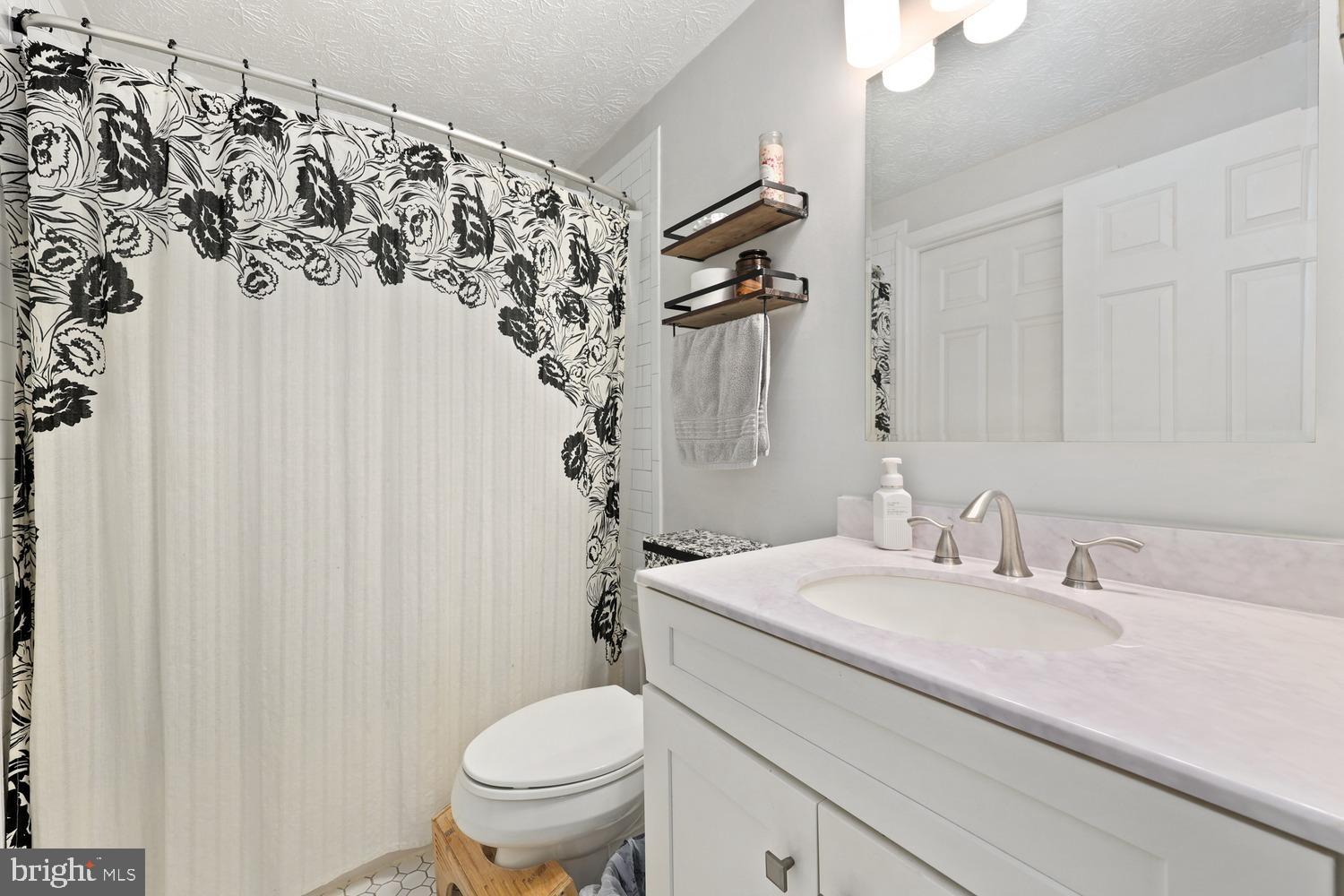 1651 Poplar Grove Drive Reston, VA 20194 - Photo 16 of 45 Gallery Image 16