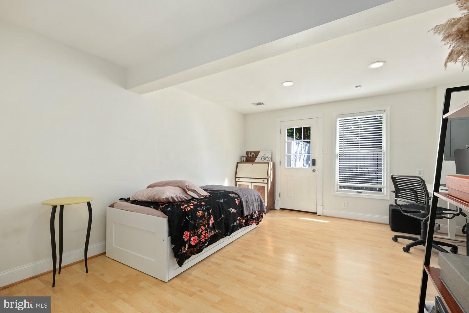 1651 Poplar Grove Drive Reston, VA 20194 - Photo 20 of 45 Gallery Image 20