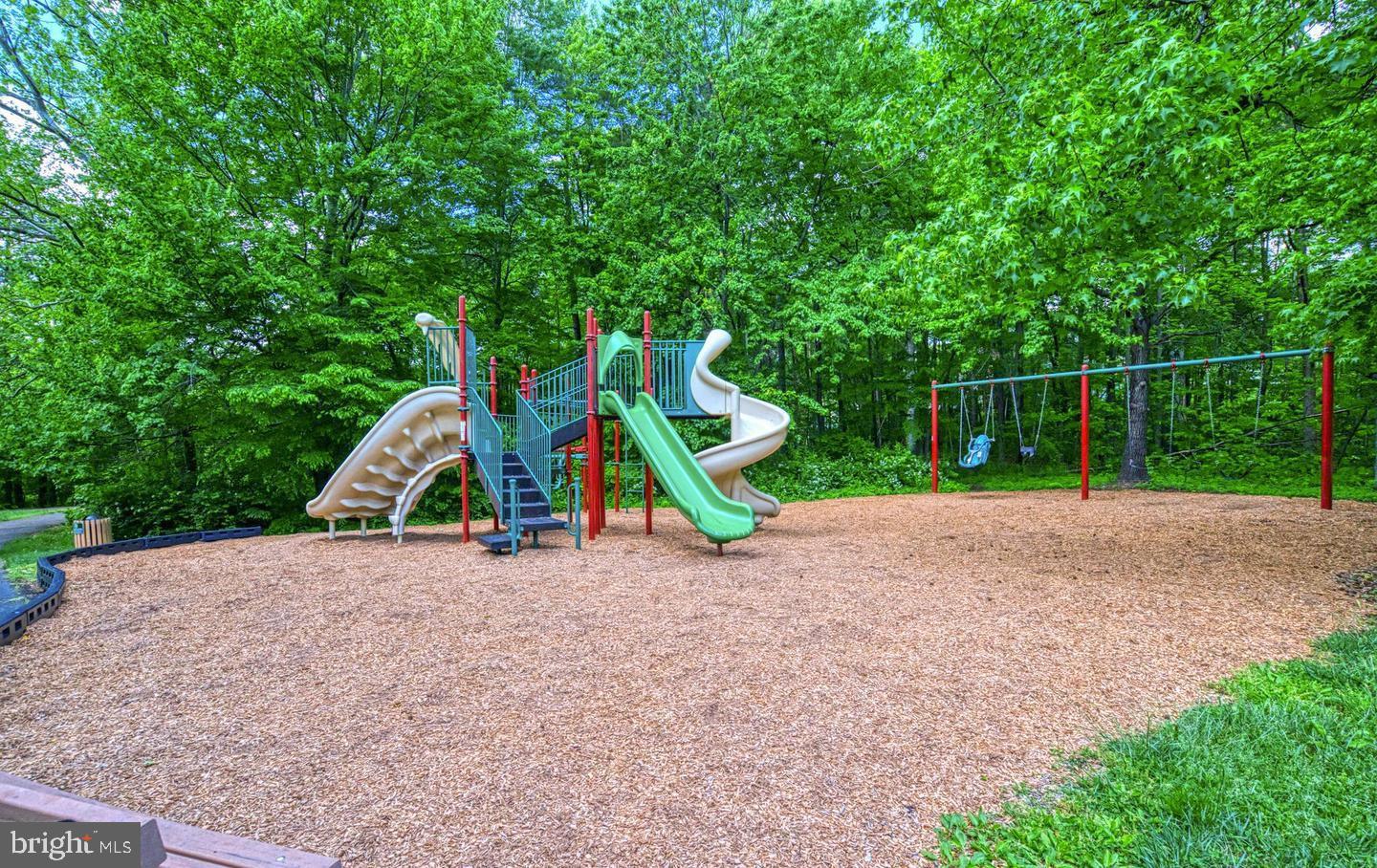 1651 Poplar Grove Drive Reston, VA 20194 - Photo 43 of 45 Gallery Image 43