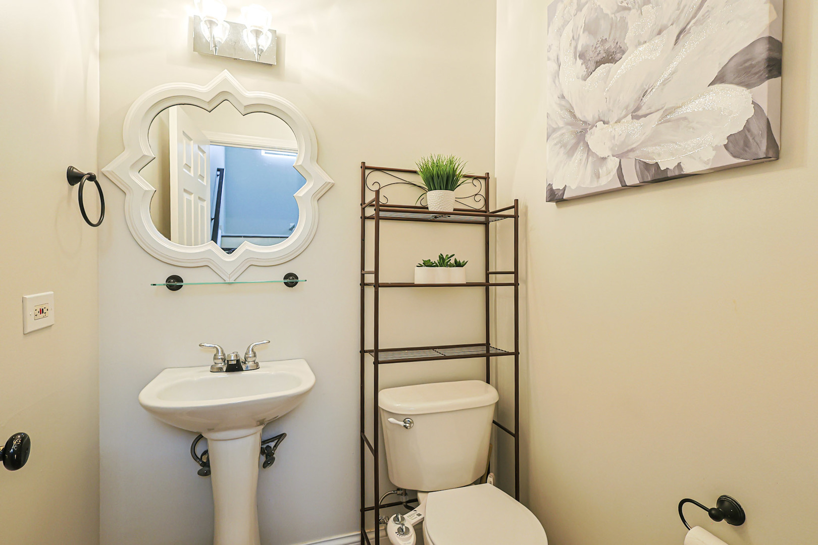 2425 Daybreak Court Elgin, IL 60123 - Photo 6 of 26