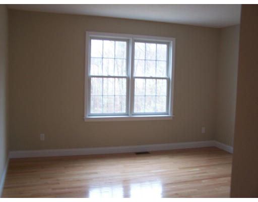 86 Quarry Road, Unit BLDG 17 Northbridge, MA 01588 - Photo 7 of 8 Gallery Image 7