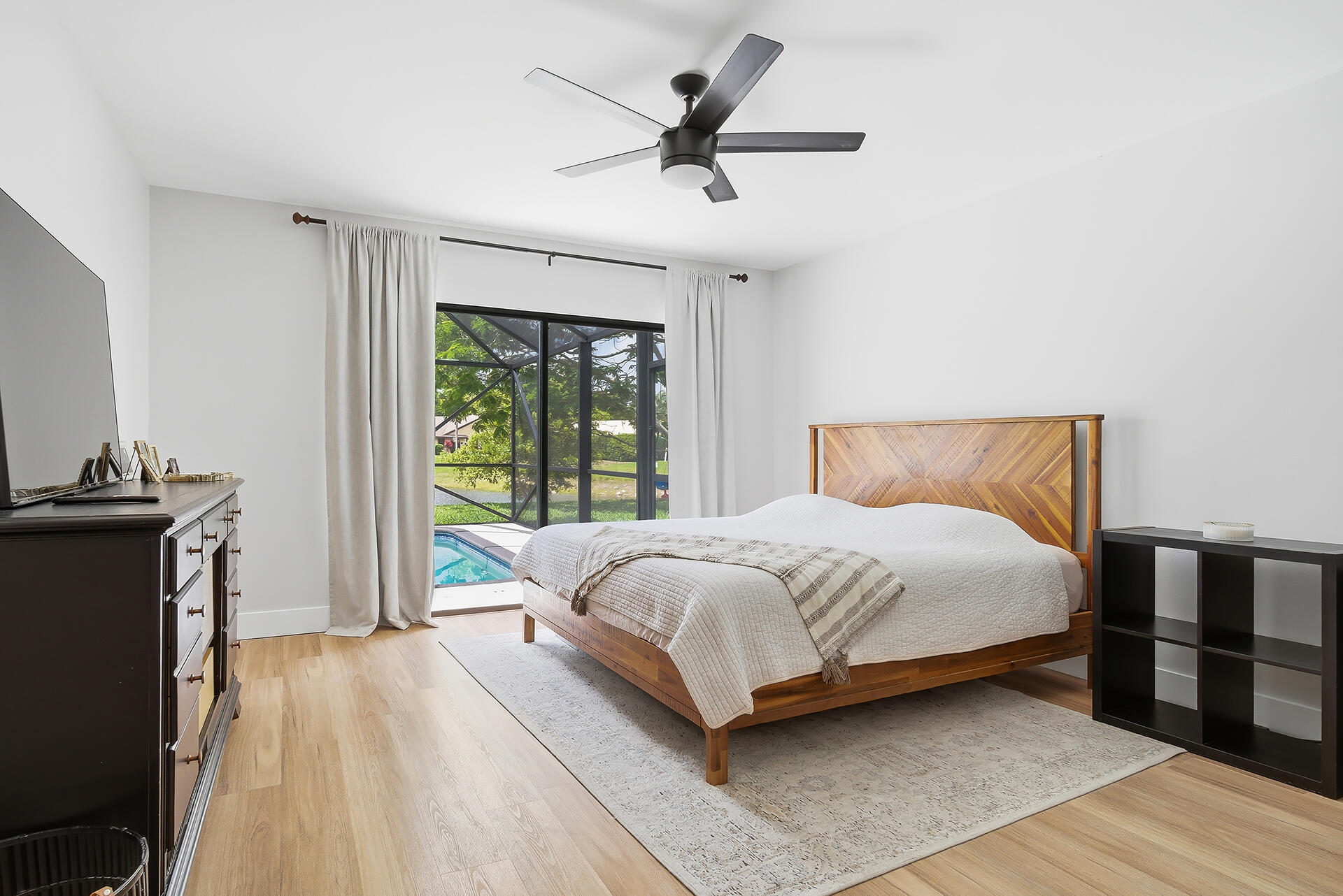 8606 Jared Way Boca Raton, FL 33433 - Photo 24 of 48 Master Bedroom