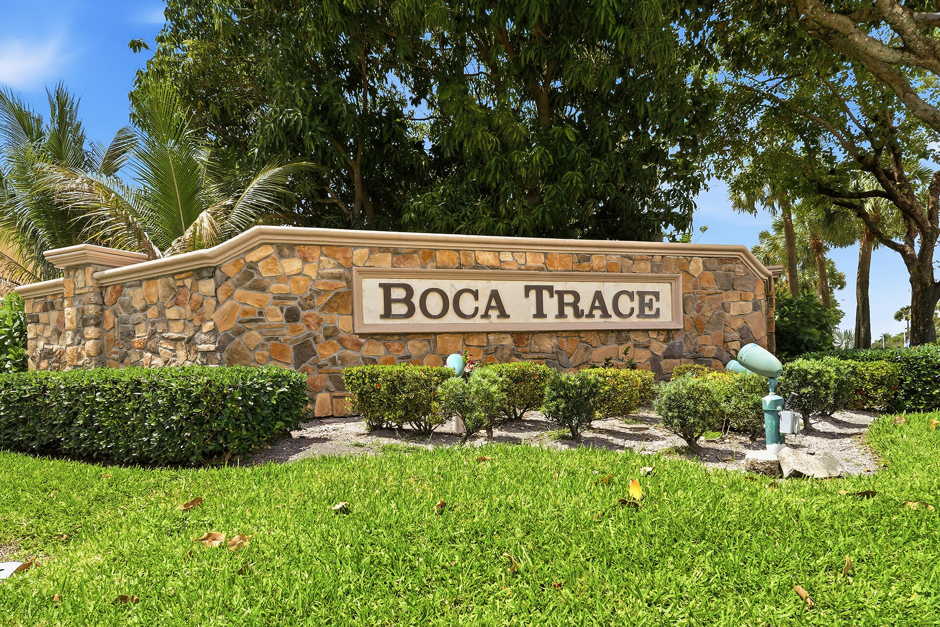 8606 Jared Way Boca Raton, FL 33433 - Photo 47 of 48 Community Entrance