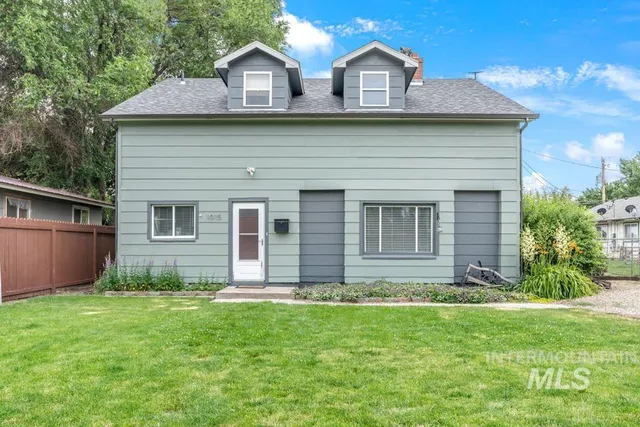 $315,000 | 1015 East Park Street, Weiser, ID 83672