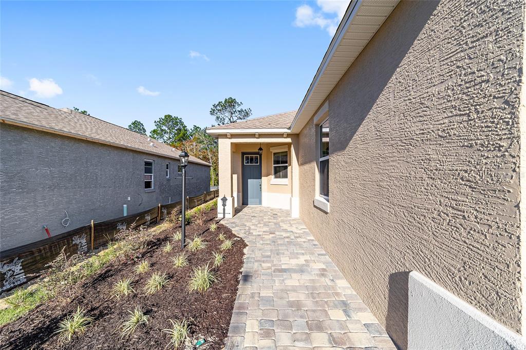 9714 Southwest 108th Terrace Road Ocala, FL 34481 - Photo 4 of 33