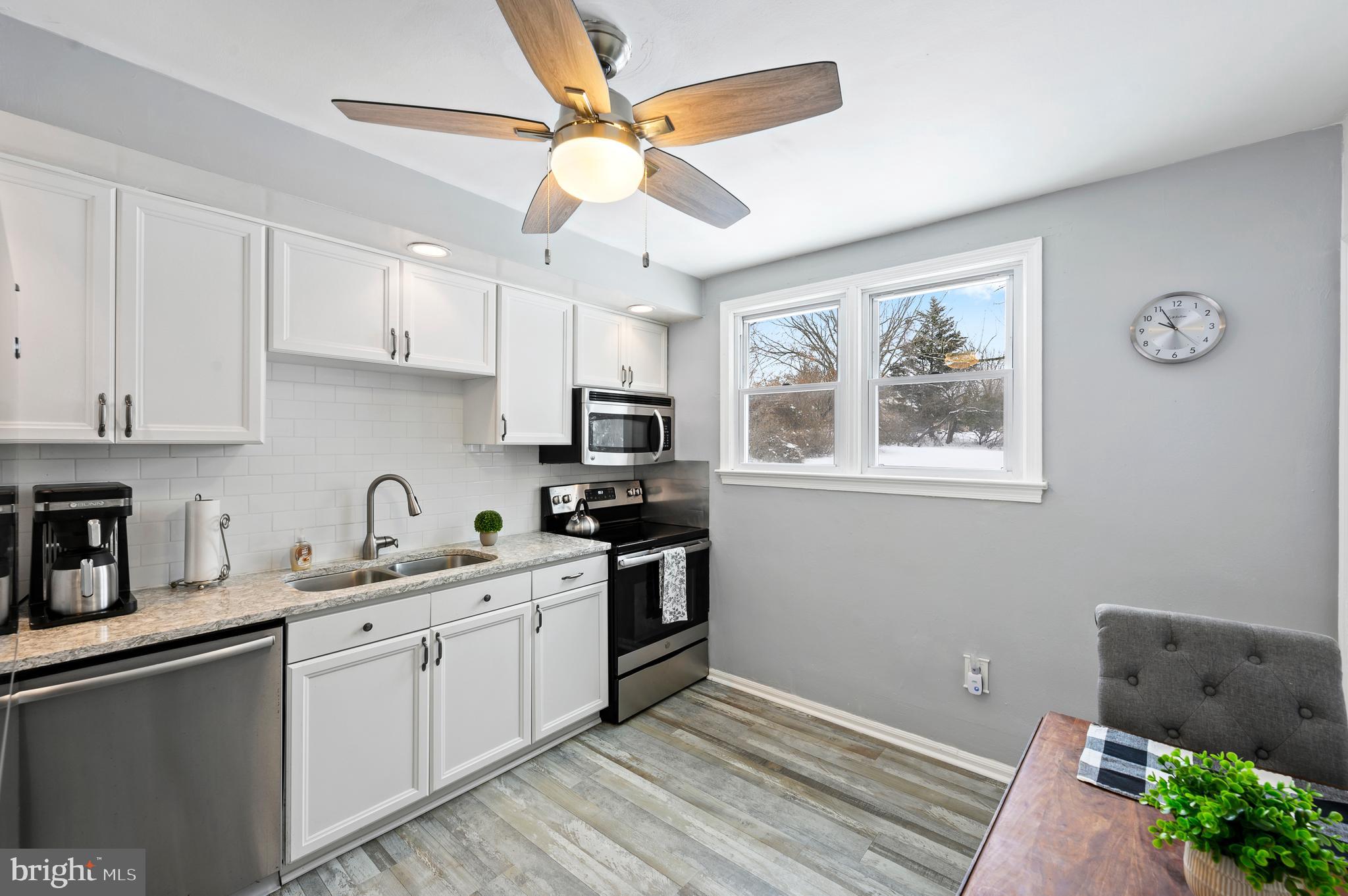 1322 Welsh Road North Wales, PA 19454 - Photo 6 of 17 Kitcehn