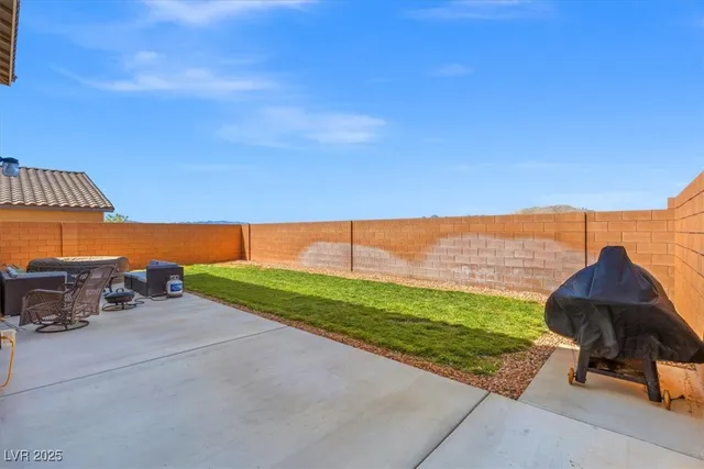 $449,000 | 406 Bridal Veil Falls Street, Indian Springs, NV 89018