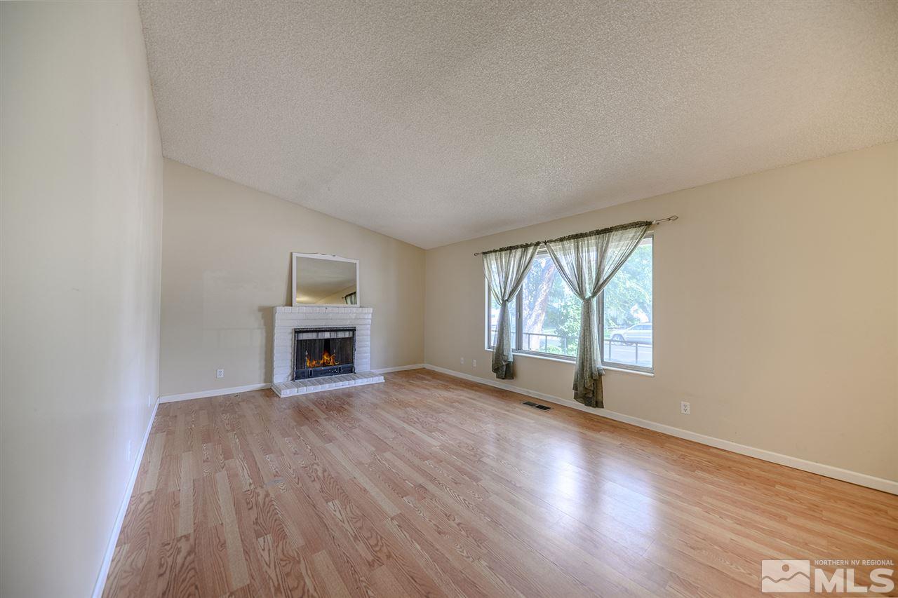 4405 Spring Drive Reno, NV 89502 - Photo 3 of 13 Photo 3