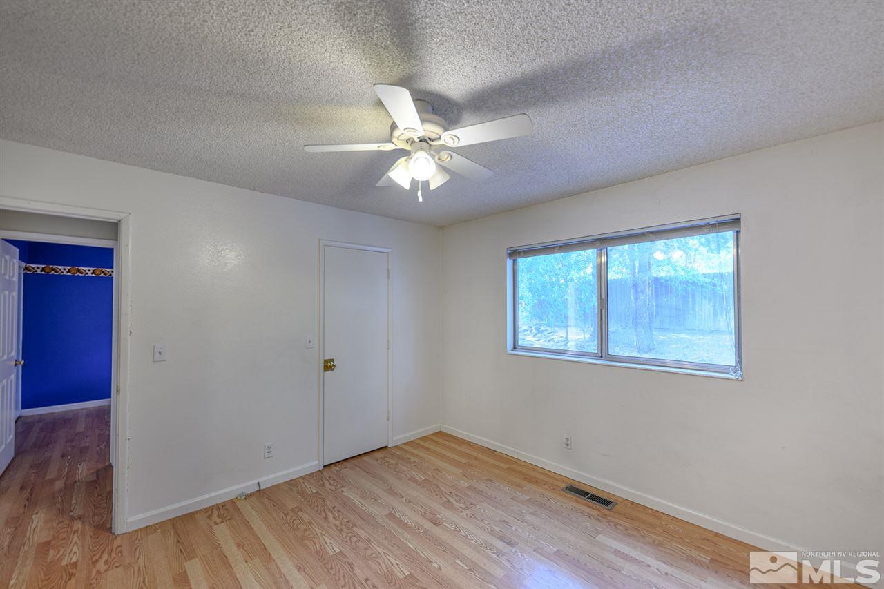 4405 Spring Drive Reno, NV 89502 - Photo 7 of 13 Photo 7