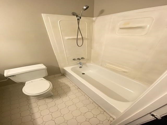 4579 Buffer Drive Memphis, TN 38128 - Photo 10 of 13 a bathroom with a toilet and a shower