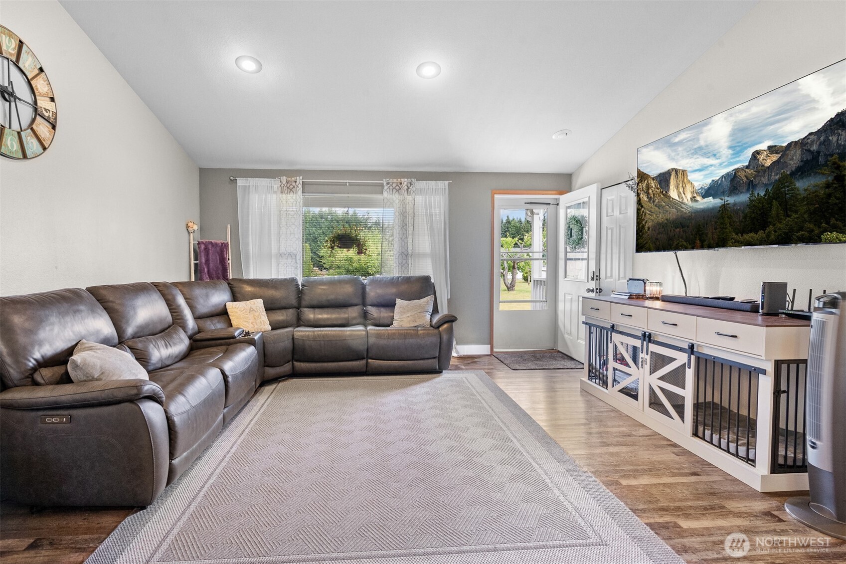 7824 196th Lane Southwest Rochester, WA 98579 - Photo 5 of 37