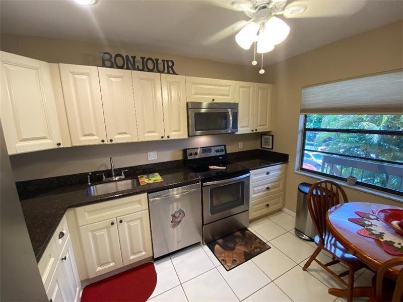 21757 Arriba Real, Unit 30D Boca Raton, FL 33433 - Photo 2 of 30 Photo 2
