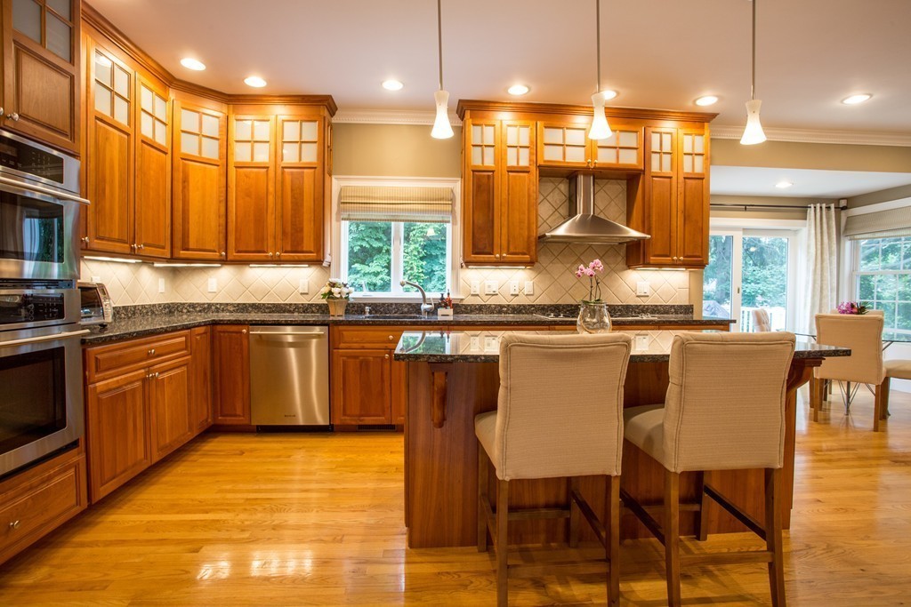 20 Magnolia Way Canton, MA 02021 - Photo 8 of 29 Gallery Image 8