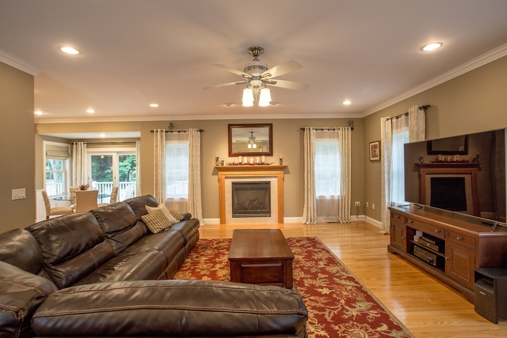 20 Magnolia Way Canton, MA 02021 - Photo 9 of 29 Gallery Image 9