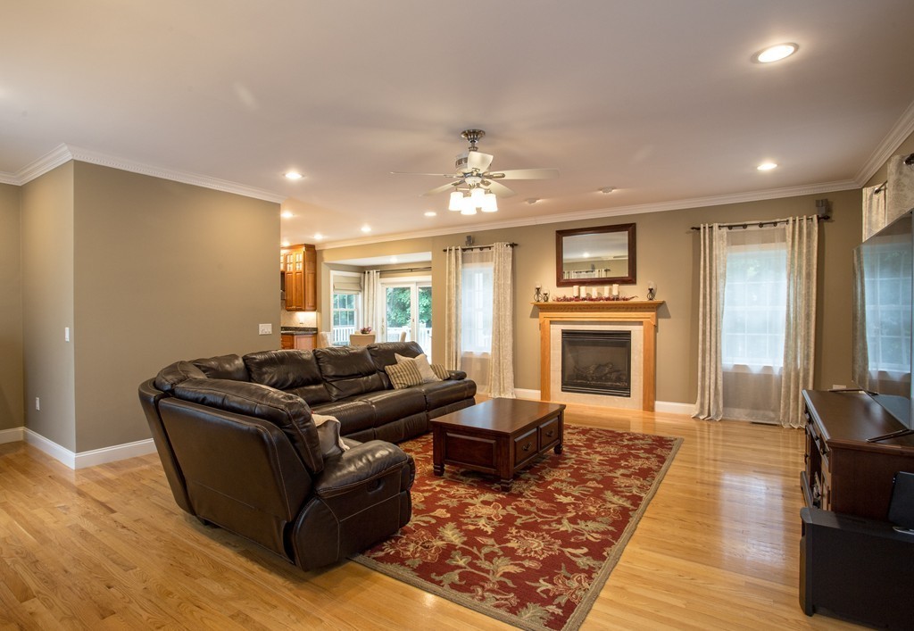20 Magnolia Way Canton, MA 02021 - Photo 10 of 29 Gallery Image 10