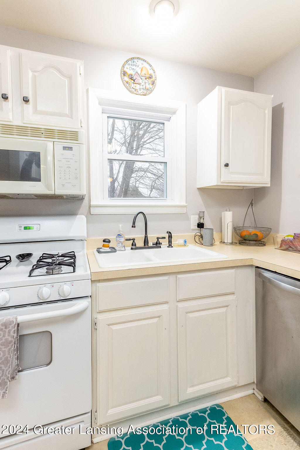 5160 Marsh Road Okemos, MI 48864 - Photo 11 of 28 5160 MARSH RD. Kitchen
