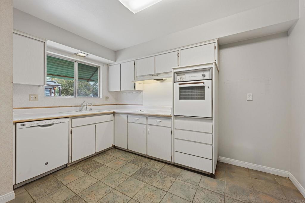 25680 Hartwick Road Menifee, CA 92586 - Photo 13 of 30