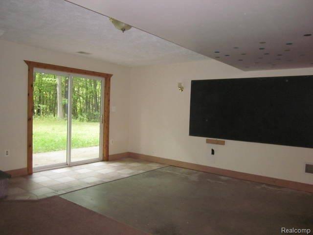 3120 East Coon Lake Road Howell, MI 48843 - Photo 16 of 23 15 WALKOUT BASEMENT.JPG