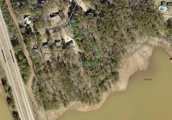 $65,000 | 203 North View Pointe Drive, LaGrange, GA 30241