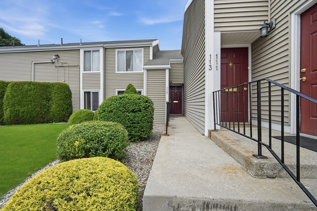 113 Nassau Drive, Unit 113 Springfield, MA 01129 - Photo 2 of 28
