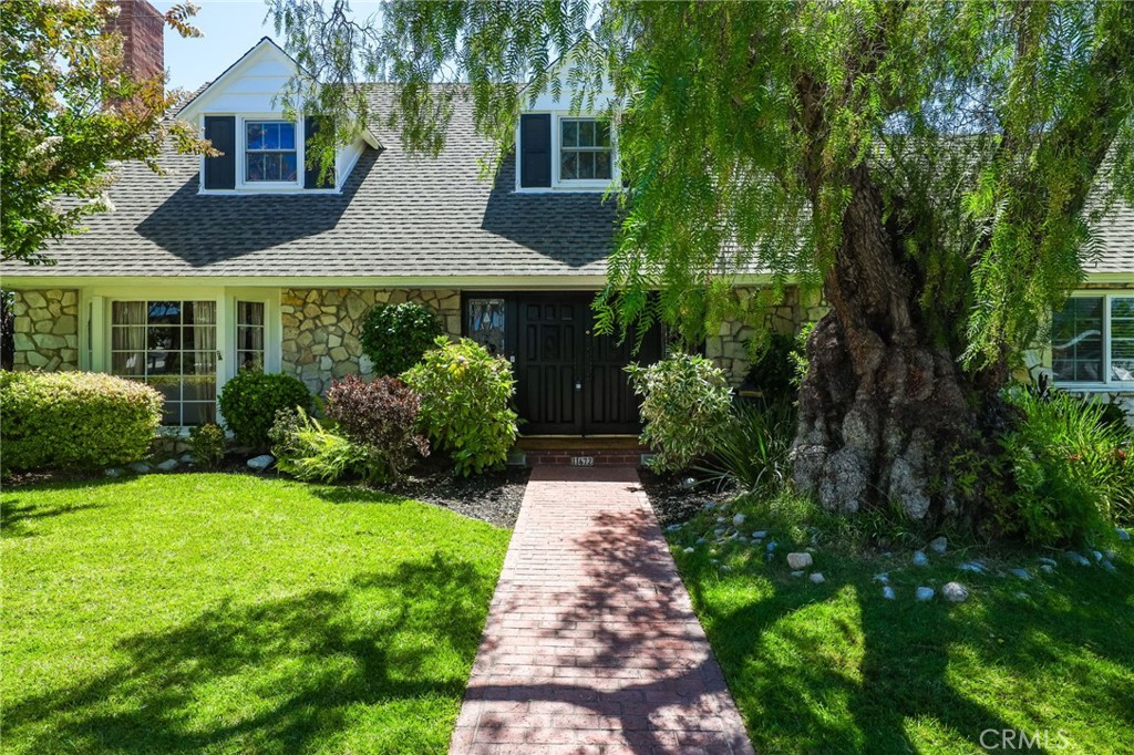 11672 Foster Road Rossmoor, CA 90720 - Photo 2 of 43