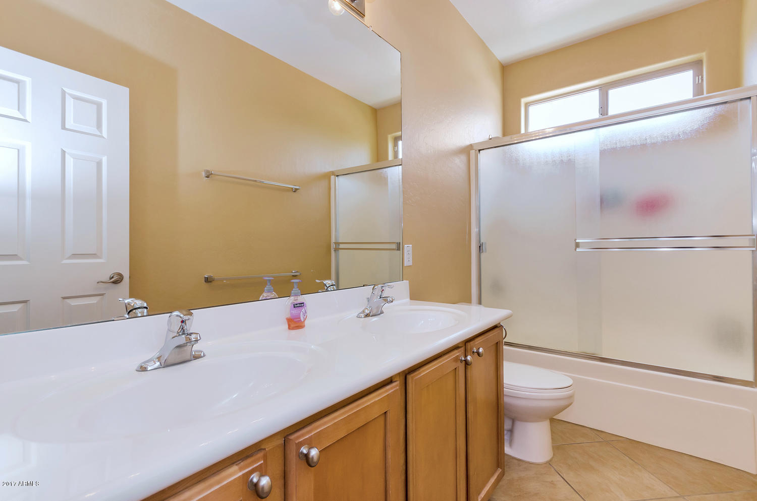 2103 North Rascon Loop Phoenix, AZ 85037 - Photo 26 of 35 2103 N Rascon Loop-large-026-21-Bathroom