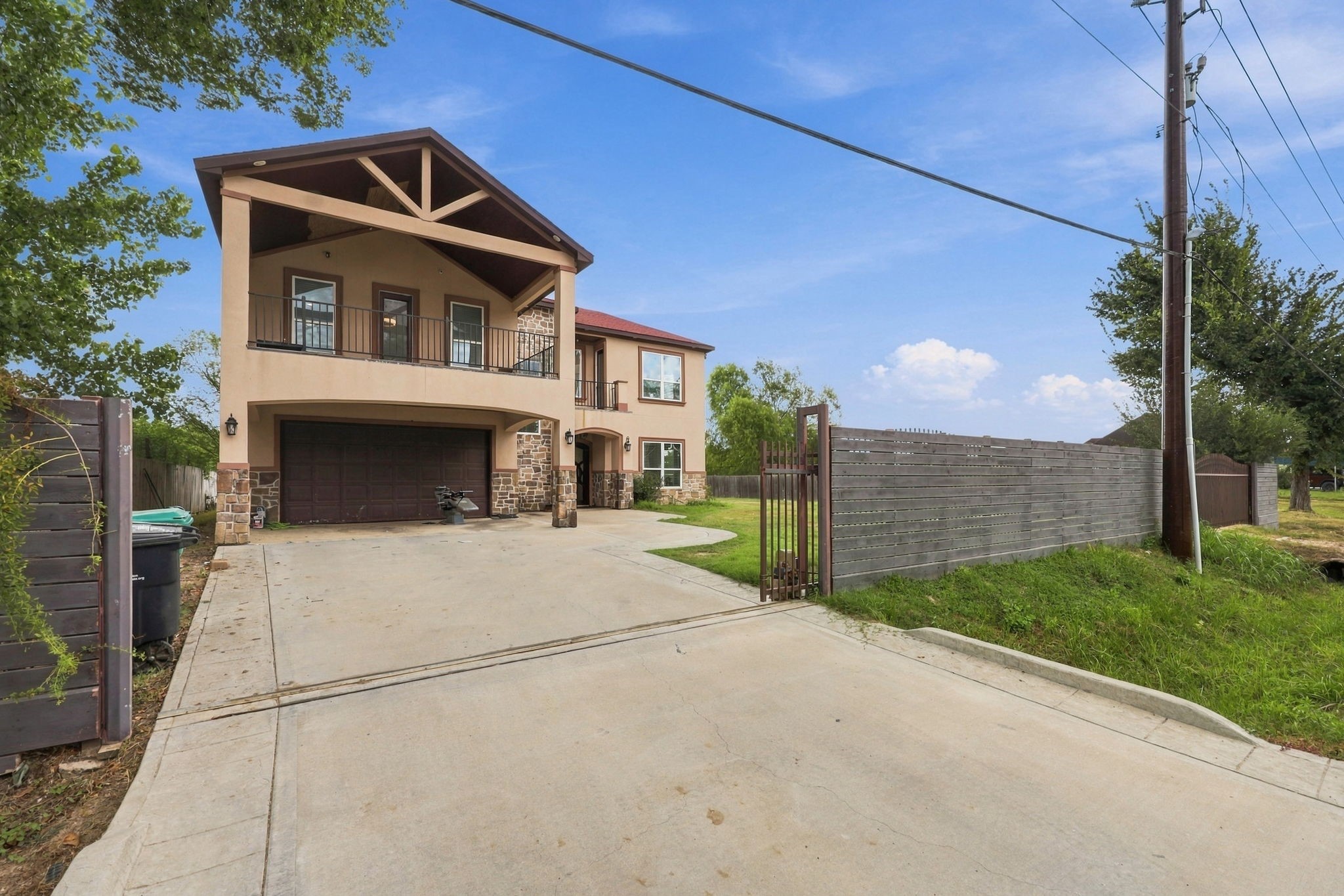 6205 Allison Road Houston, TX 77048 - Photo 2 of 30 Gallery Image 2