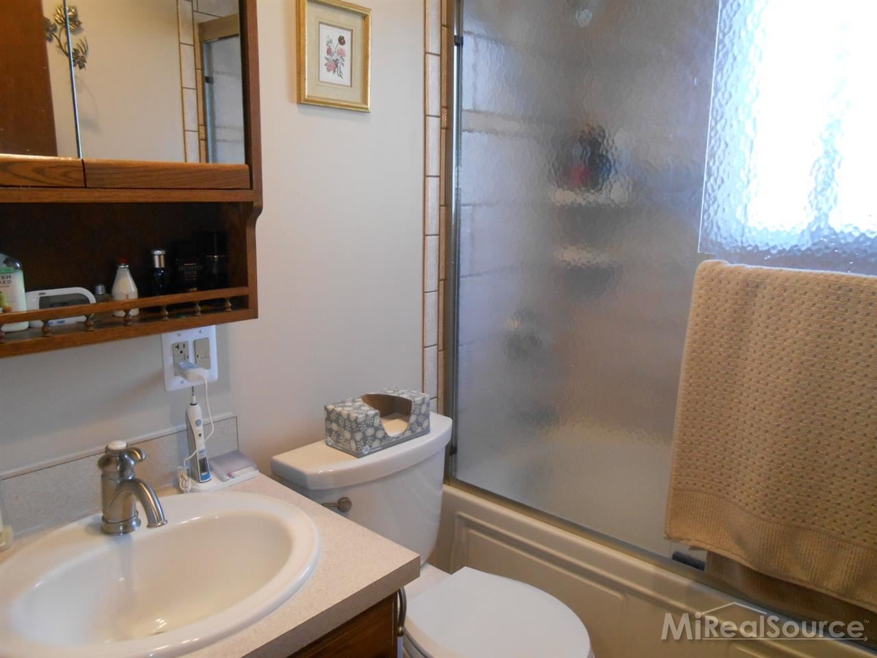 7229 Marsh Road Marine City, MI 48039 - Photo 6 of 12 31184760-5.JPG