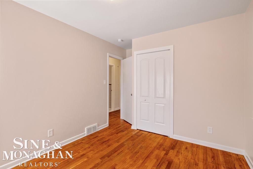 1793 Roslyn Road Grosse Pointe, MI 48236 - Photo 22 of 44 50199142-35EDB9FC-9515-4CDD-8F7B-F78915EA85BE.JPG