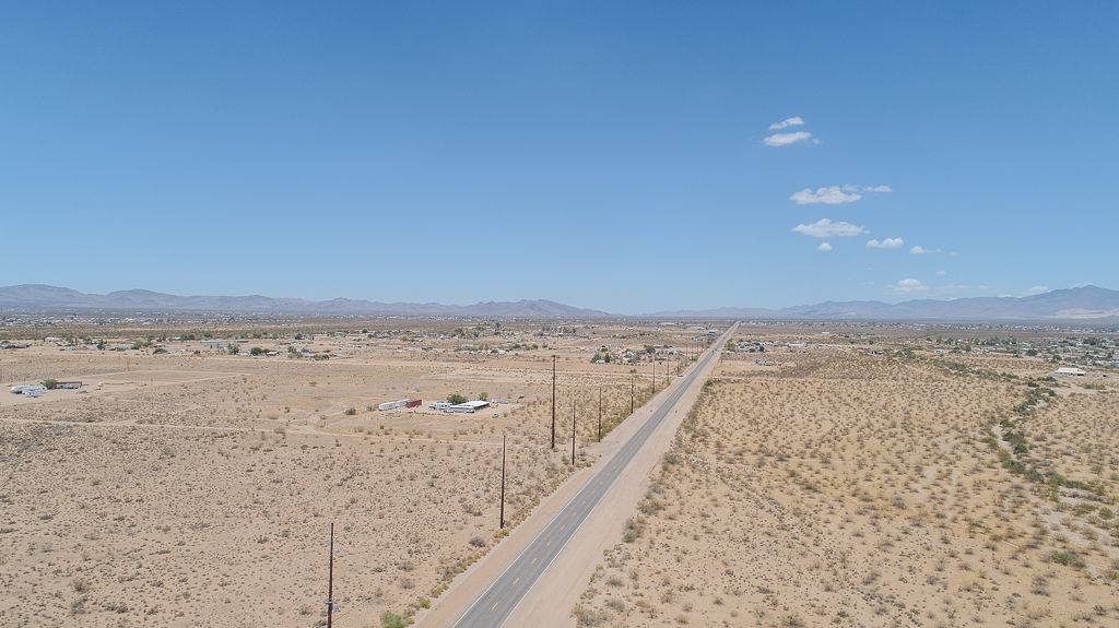 1180 Colorado Road Golden Valley, AZ 86413 - Photo 27 of 27
