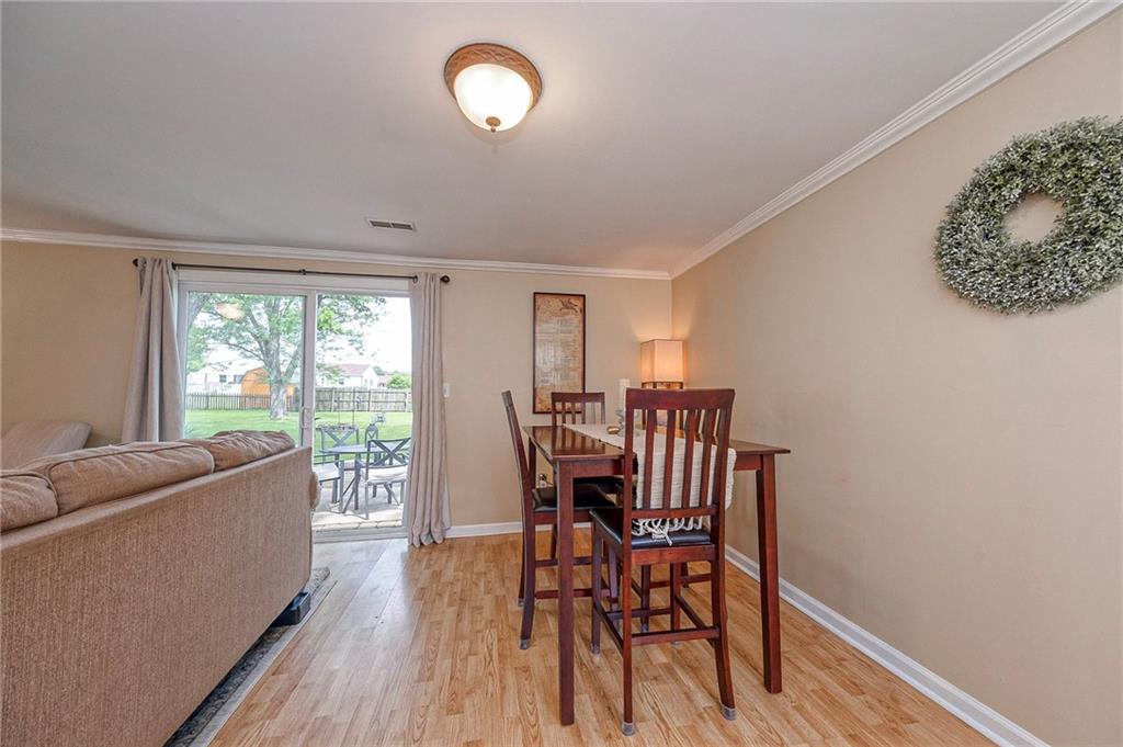 321 Hart Street Houston, PA 15342 - Photo 9 of 28