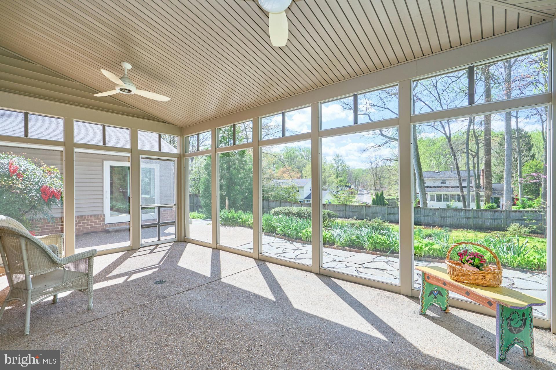 8709 Victoria Road Springfield, VA 22151 - Photo 12 of 42 Screened in Porch