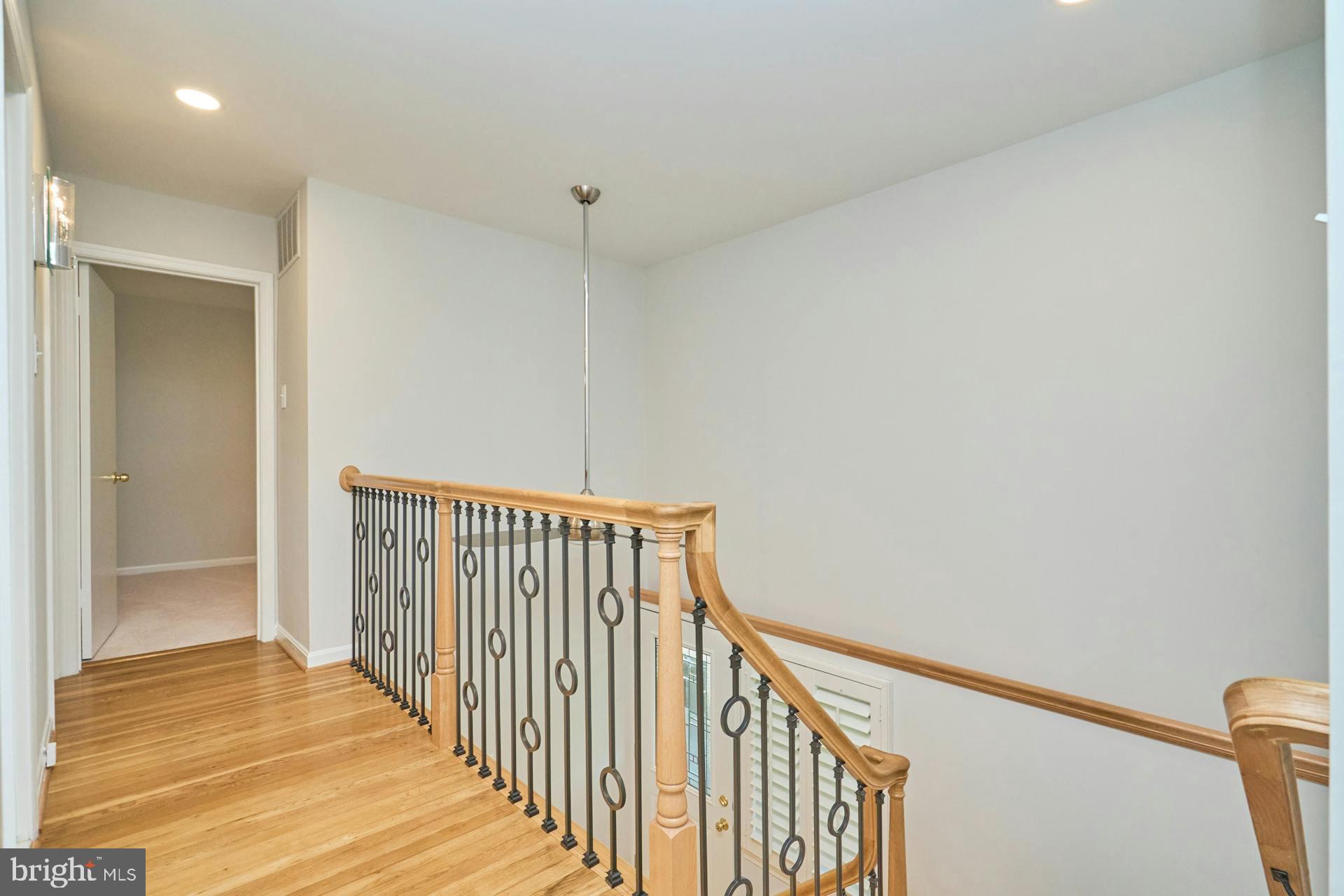 8709 Victoria Road Springfield, VA 22151 - Photo 24 of 42