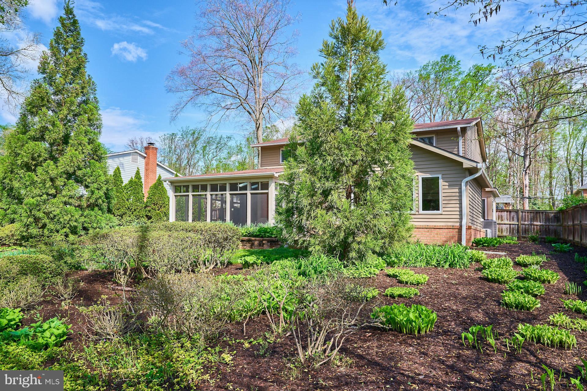 8709 Victoria Road Springfield, VA 22151 - Photo 39 of 42