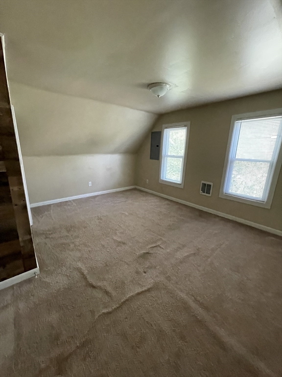 52 Acushnet Avenue Springfield, MA 01105 - Photo 25 of 28